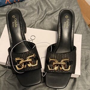 Ophelia Roe Chain Accent Open Toe Chunky Heel Sandals Size 11 Black NWT